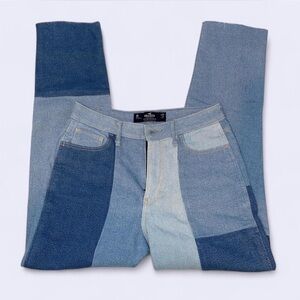 Hollister • Ultra-High Rise Mom Jean